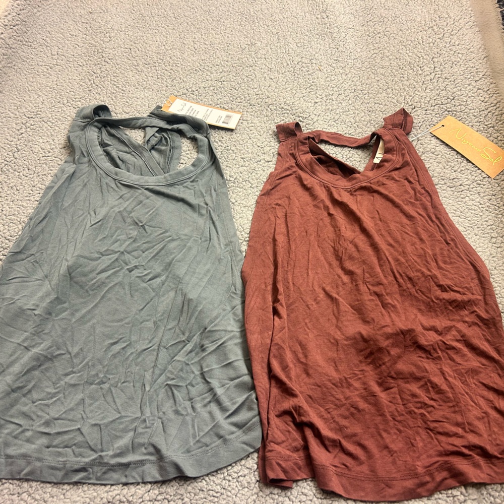 Bundle of 2 NWT Niyama Sol Yoga Drape Tank Tops Sz Med